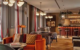 Radisson RED Berlin Kudamm